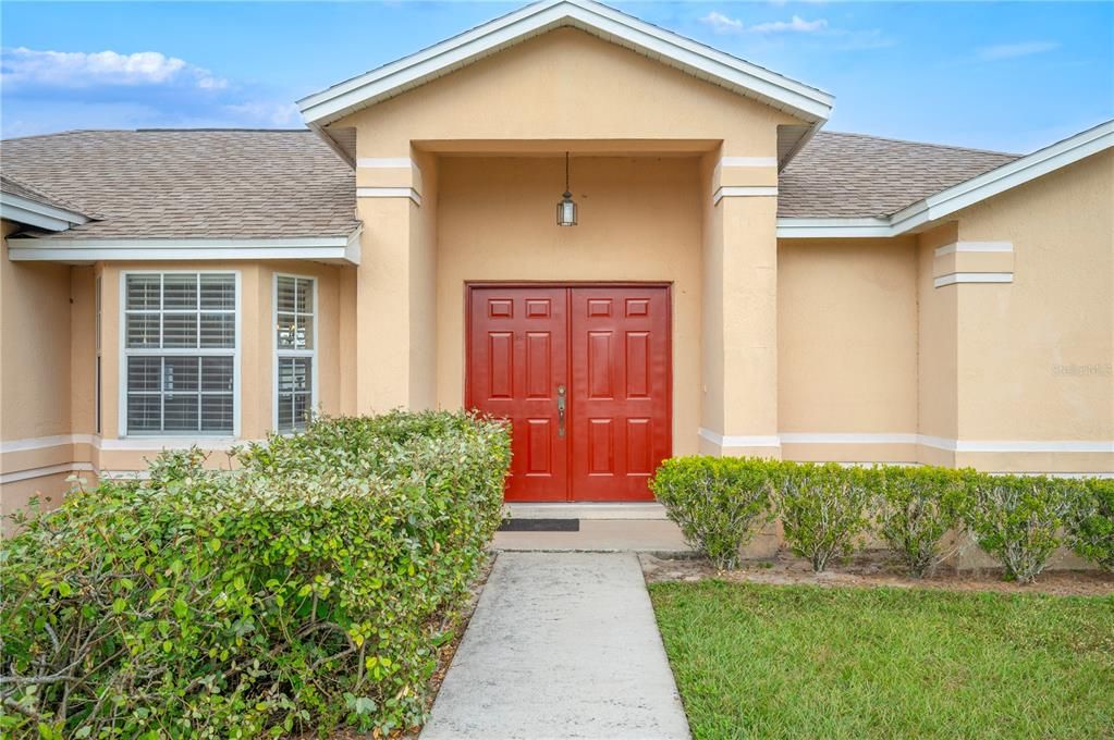 For Sale: $294,900 (3 beds, 2 baths, 1496 Square Feet)