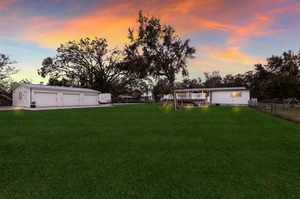 For Sale: $749,900 (3 beds, 2 baths, 1978 Square Feet)