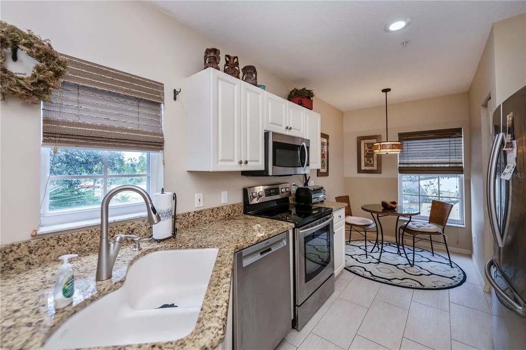 For Sale: $264,900 (3 beds, 2 baths, 1207 Square Feet)