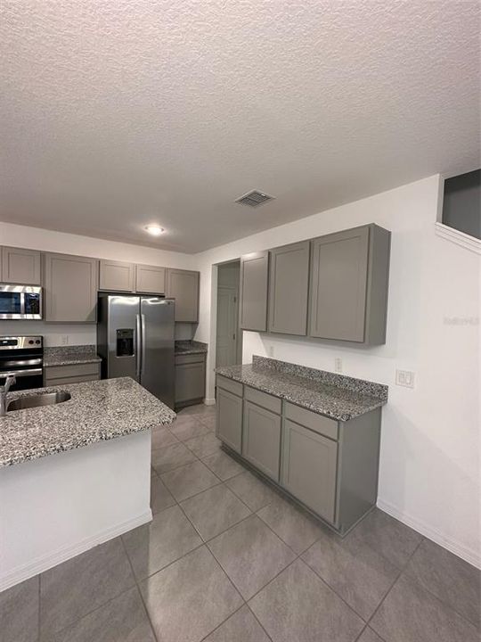 For Sale: $370,000 (3 beds, 2 baths, 1533 Square Feet)