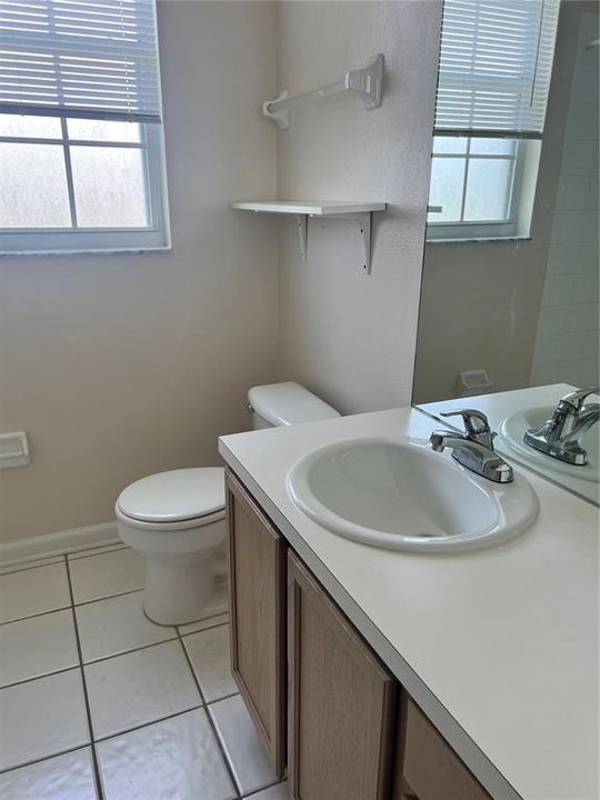 For Rent: $1,800 (3 beds, 2 baths, 1206 Square Feet)