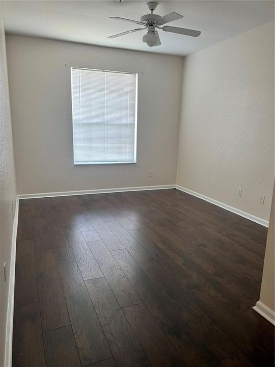 For Rent: $1,800 (3 beds, 2 baths, 1206 Square Feet)