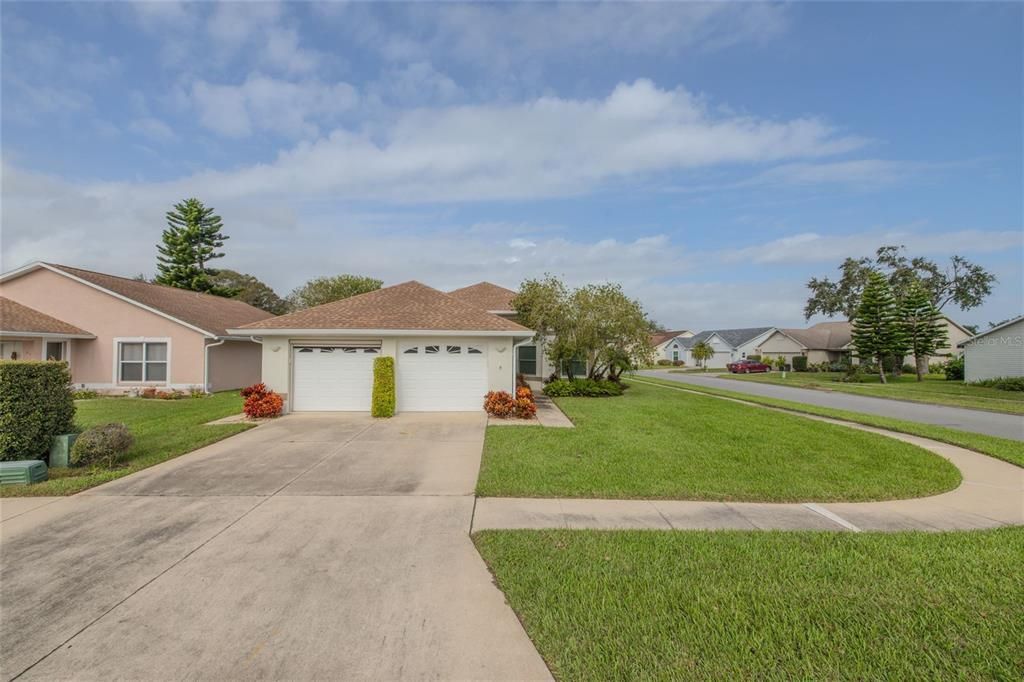 For Sale: $428,000 (3 beds, 2 baths, 1577 Square Feet)