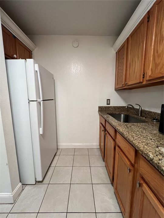 For Rent: $1,350 (1 beds, 1 baths, 550 Square Feet)