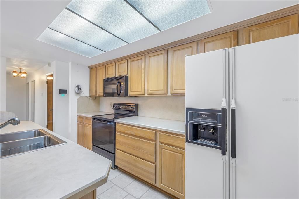 For Sale: $439,000 (4 beds, 2 baths, 1520 Square Feet)