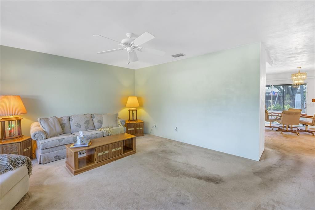 For Sale: $439,000 (4 beds, 2 baths, 1520 Square Feet)