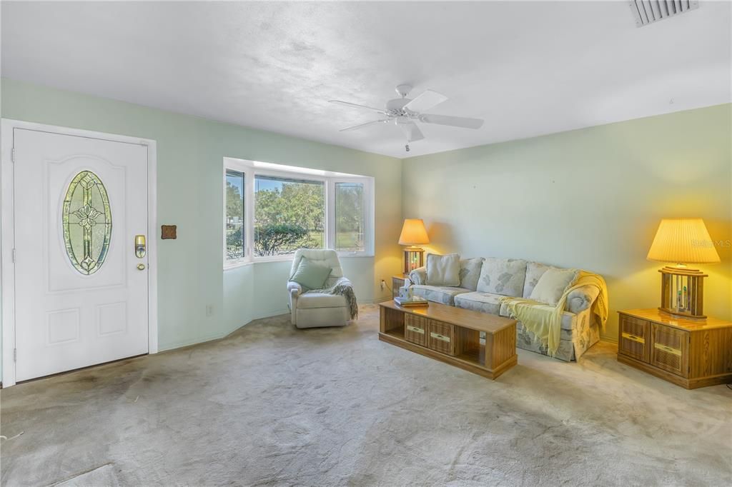 For Sale: $439,000 (4 beds, 2 baths, 1520 Square Feet)