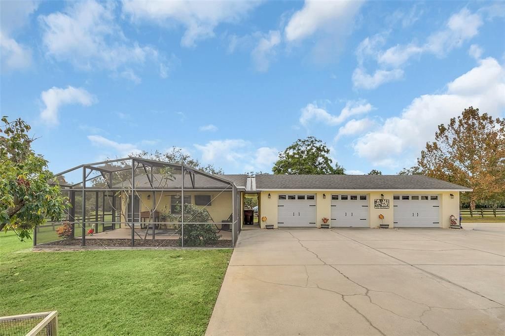 For Sale: $999,999 (2 beds, 2 baths, 1916 Square Feet)