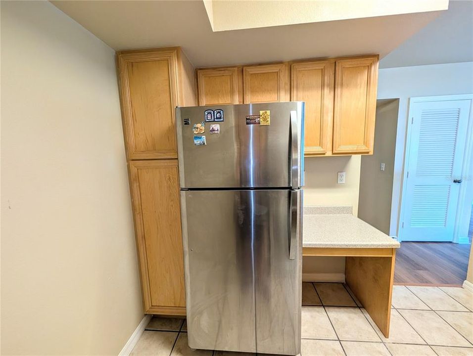 For Sale: $269,900 (2 beds, 2 baths, 1058 Square Feet)