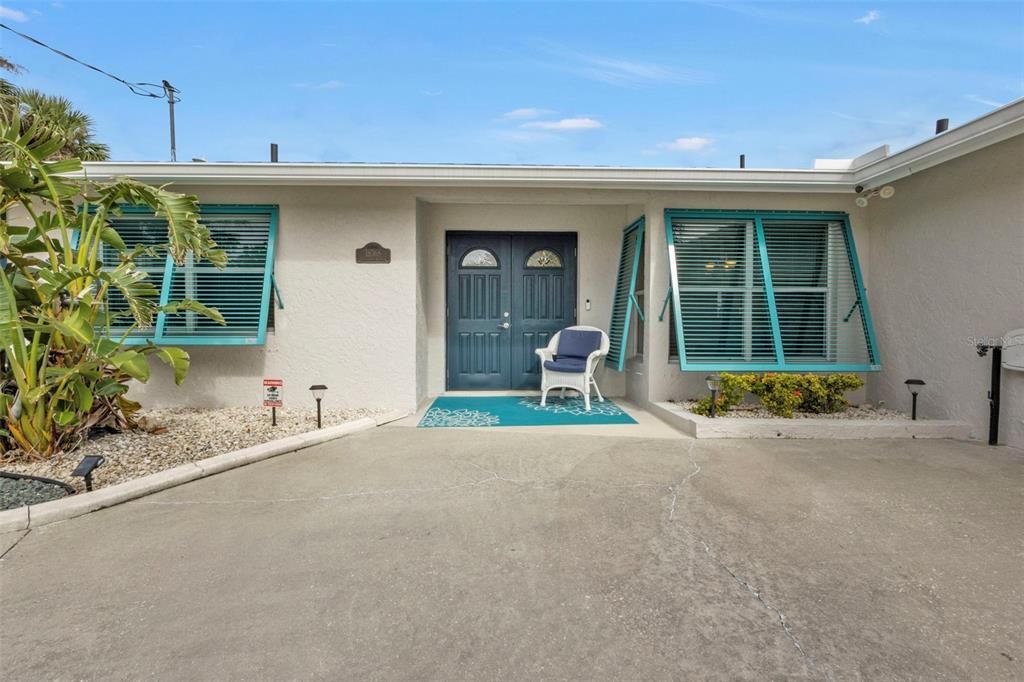 For Sale: $584,900 (4 beds, 2 baths, 1760 Square Feet)