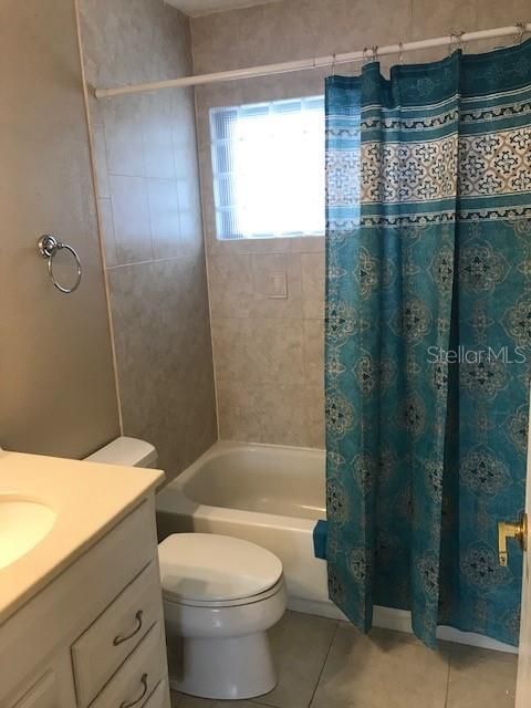 For Rent: $1,350 (1 beds, 1 baths, 598 Square Feet)