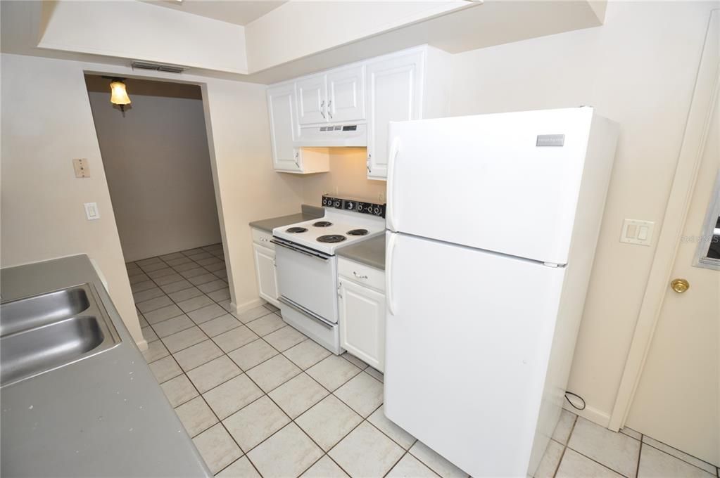 For Rent: $1,650 (2 beds, 2 baths, 1011 Square Feet)