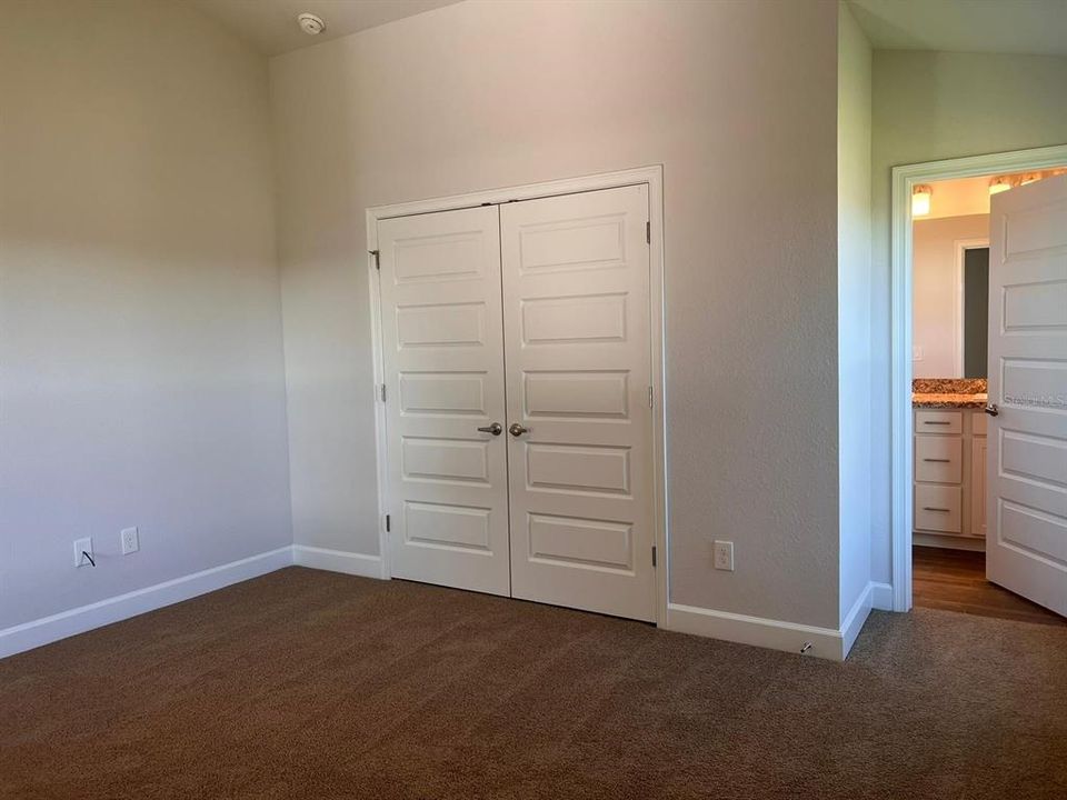 For Rent: $1,800 (3 beds, 2 baths, 1368 Square Feet)