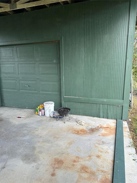 One car enclosed garage in the pole barn.