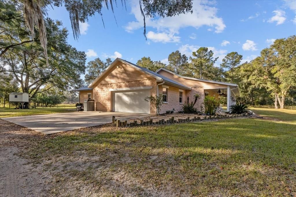 For Sale: $779,900 (3 beds, 2 baths, 2002 Square Feet)