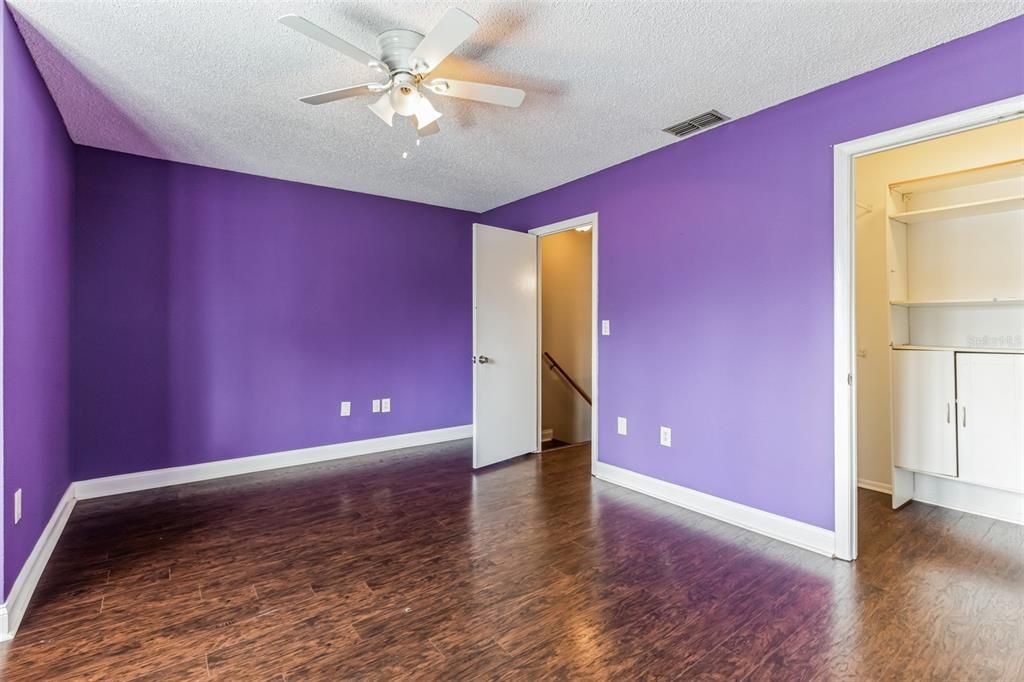 For Sale: $159,000 (2 beds, 1 baths, 970 Square Feet)