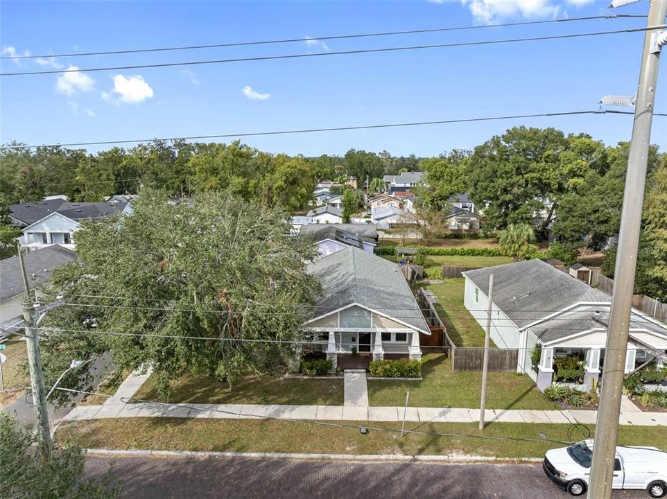 Active With Contract: $525,000 (3 beds, 2 baths, 1638 Square Feet)