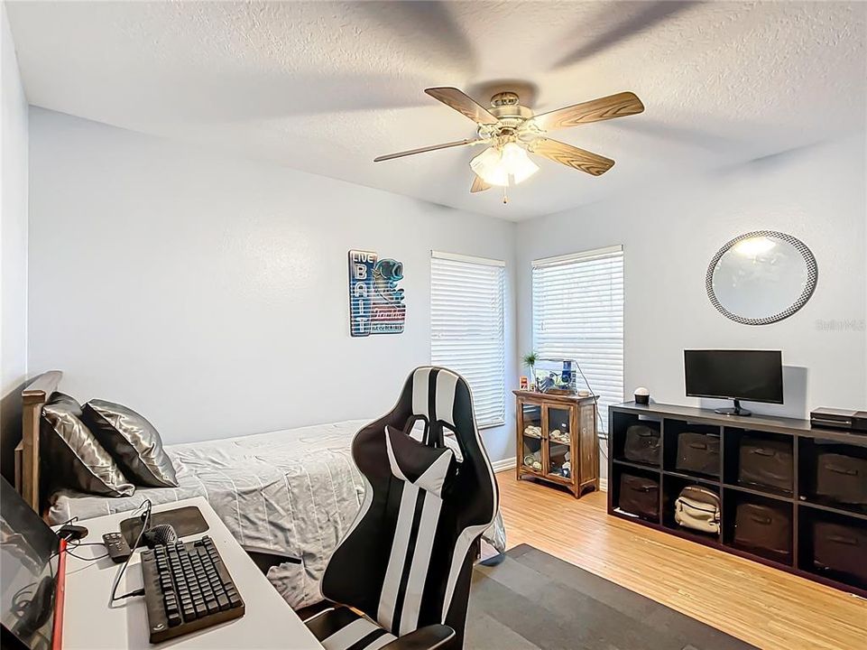 For Sale: $529,900 (3 beds, 2 baths, 1631 Square Feet)