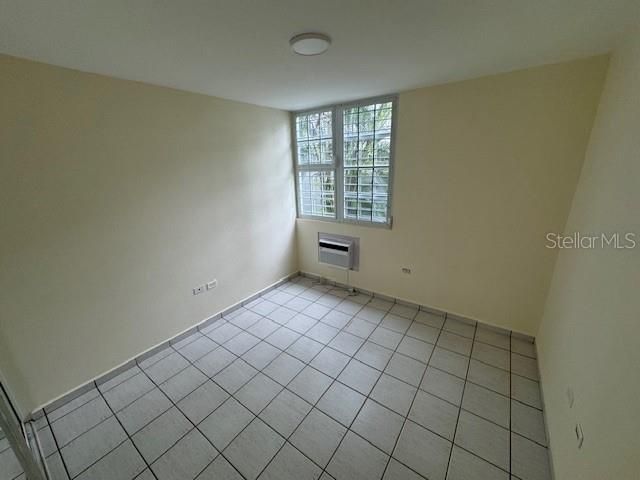 For Rent: $2,300 (3 beds, 2 baths, 1260 Square Feet)