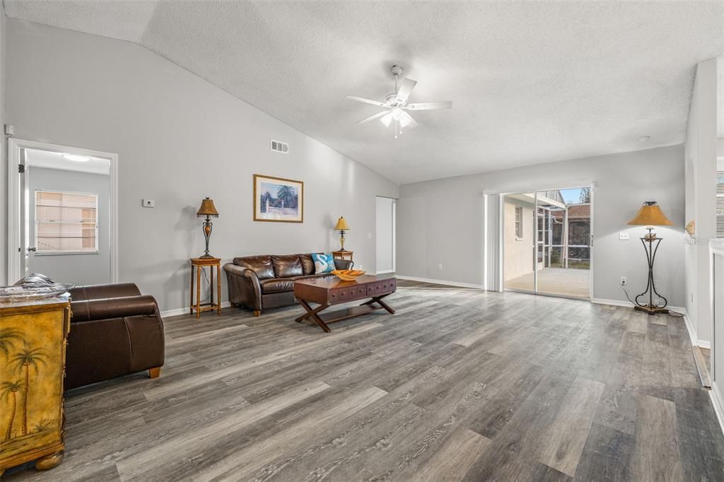 Open Floor Plan / Living area