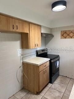 For Sale: $229,000 (3 beds, 1 baths, 874 Square Feet)