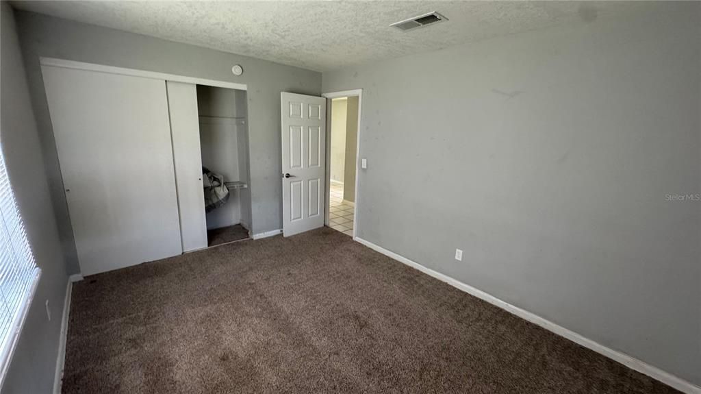 For Rent: $1,650 (3 beds, 1 baths, 1030 Square Feet)