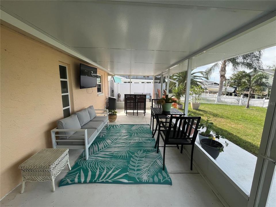 Screened in rear porch