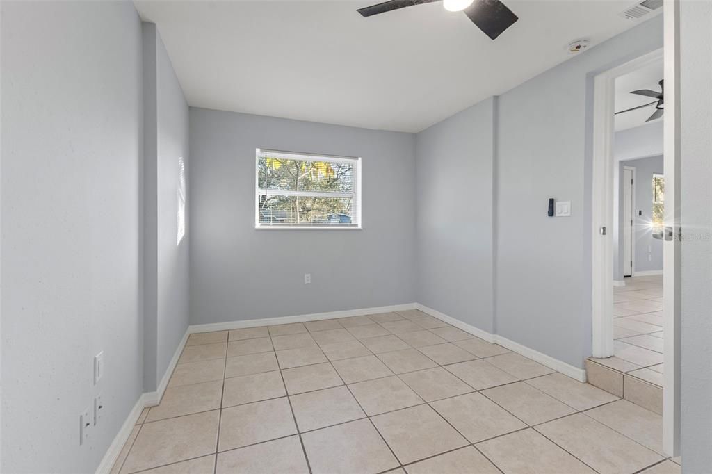 For Sale: $390,000 (3 beds, 2 baths, 1104 Square Feet)