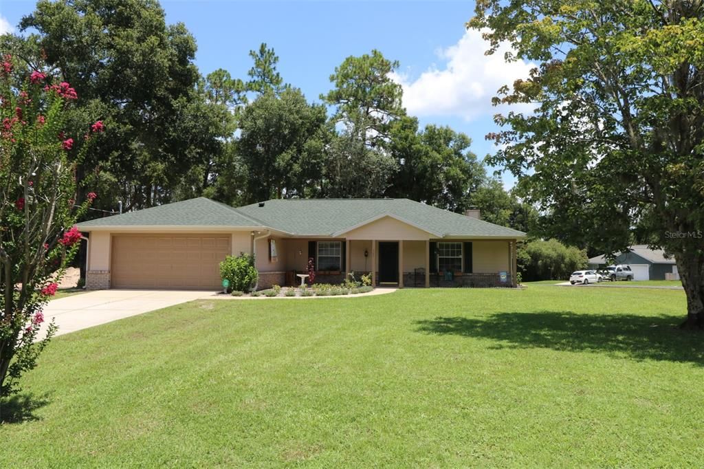 For Sale: $299,000 (3 beds, 2 baths, 1955 Square Feet)