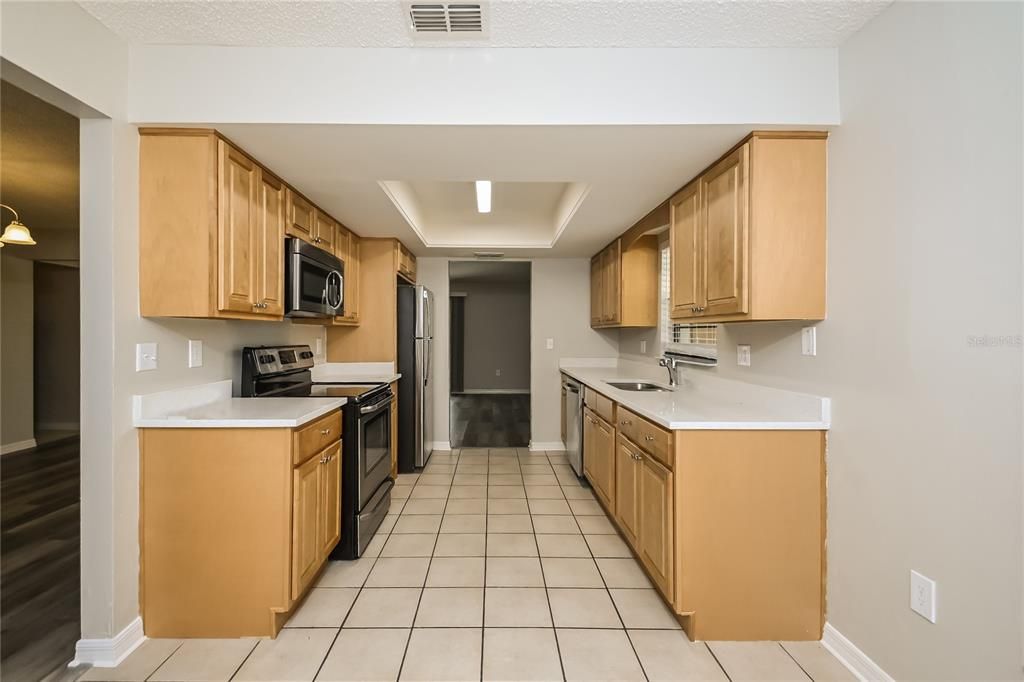 For Rent: $2,280 (3 beds, 2 baths, 1672 Square Feet)