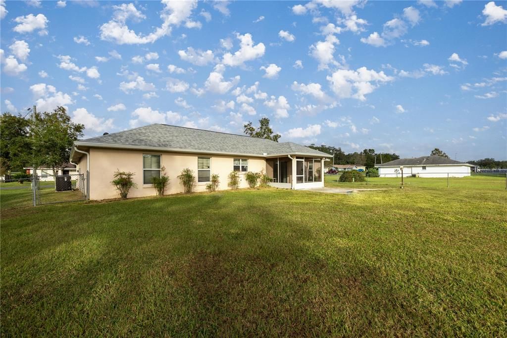 For Sale: $270,000 (3 beds, 2 baths, 1507 Square Feet)