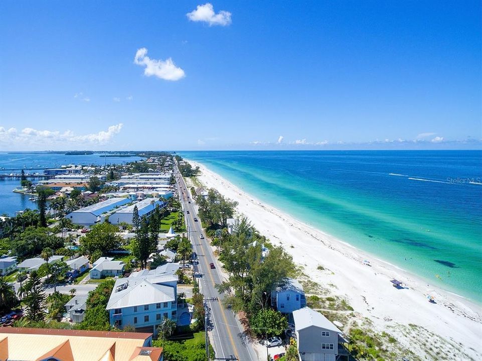 Bradenton Beach 4 miles away