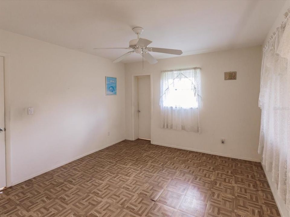 For Sale: $260,000 (2 beds, 2 baths, 1178 Square Feet)