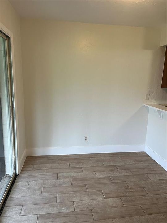 For Rent: $1,500 (2 beds, 2 baths, 975 Square Feet)