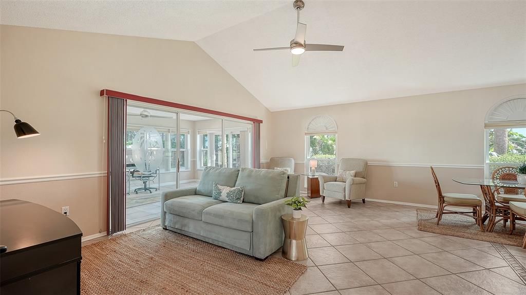 Spacious living area has vaulted ceilings