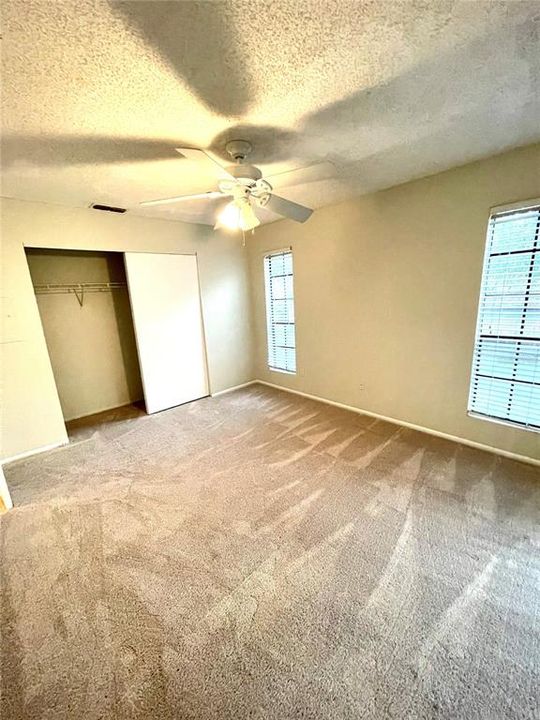 For Rent: $1,350 (1 beds, 1 baths, 684 Square Feet)