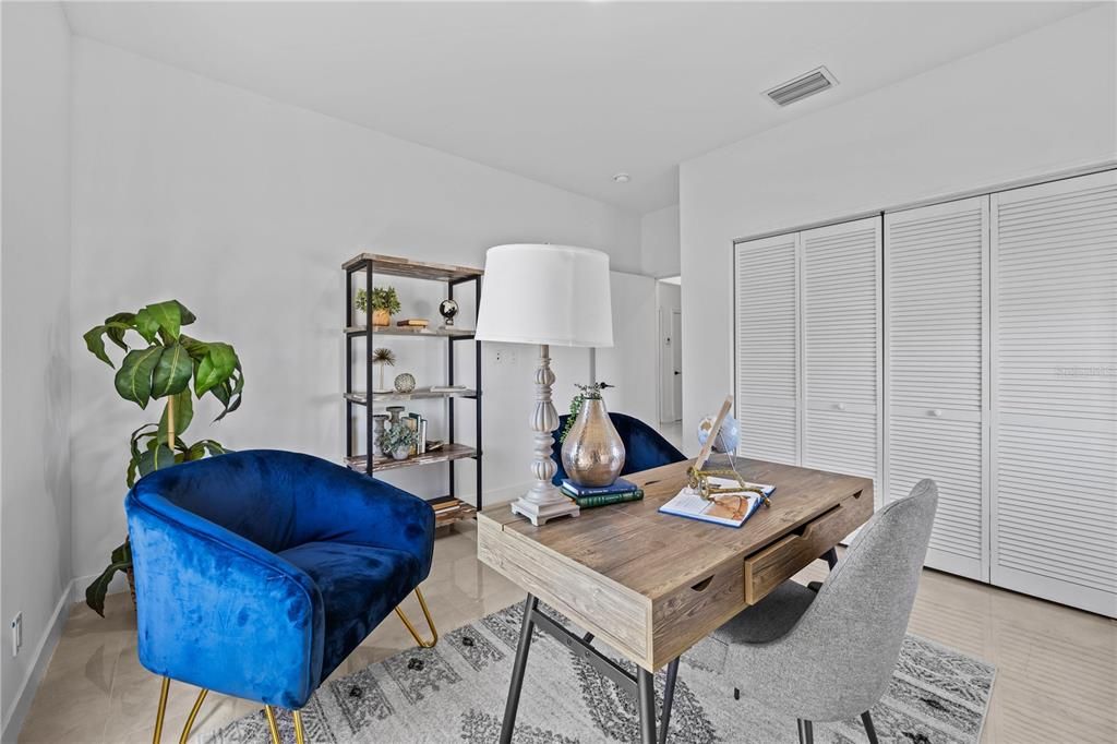 Active With Contract: $407,400 (3 beds, 2 baths, 1766 Square Feet)