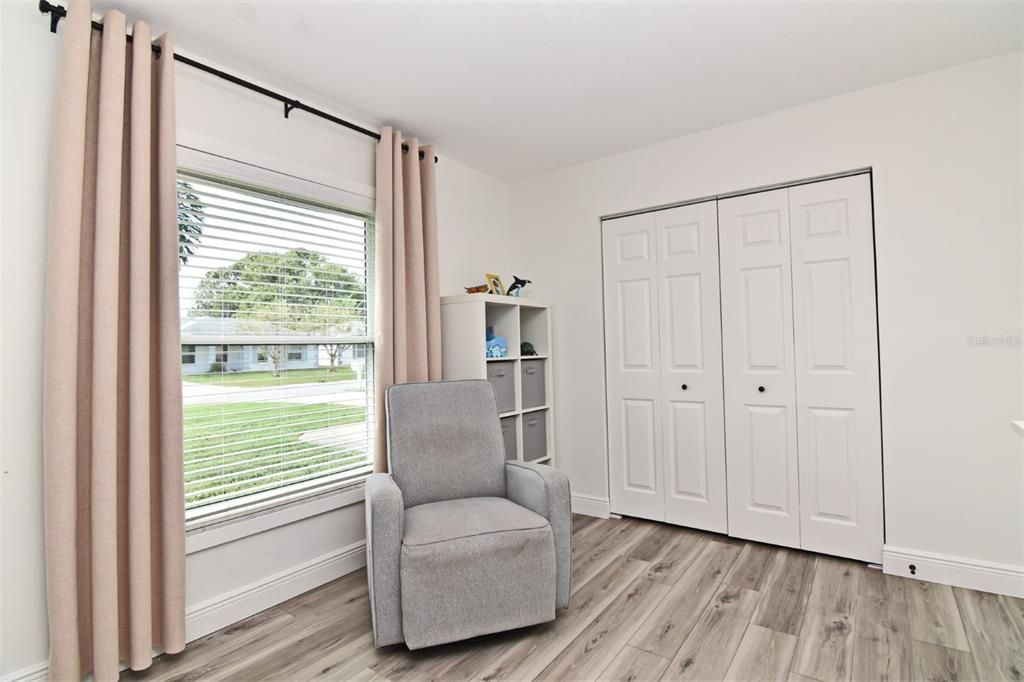 For Sale: $385,000 (2 beds, 2 baths, 1260 Square Feet)