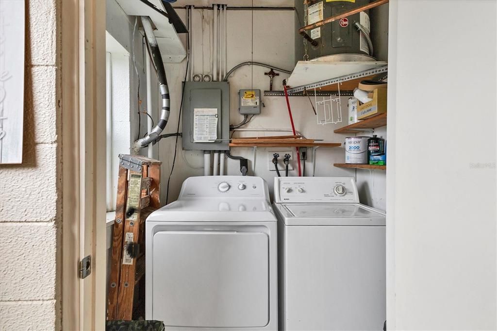 Laundry closet in lanai