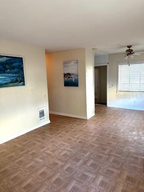 For Rent: $1,795 (2 beds, 1 baths, 685 Square Feet)