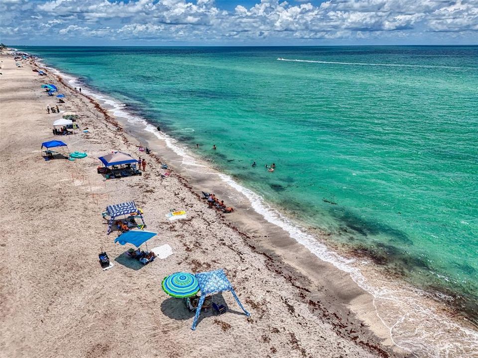 出租: $7,500 (2 贝兹, 3 浴室, 1402 平方英尺)