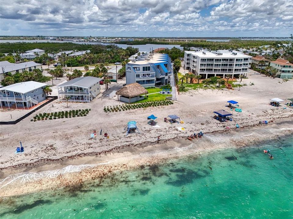 出租: $7,500 (2 贝兹, 3 浴室, 1402 平方英尺)