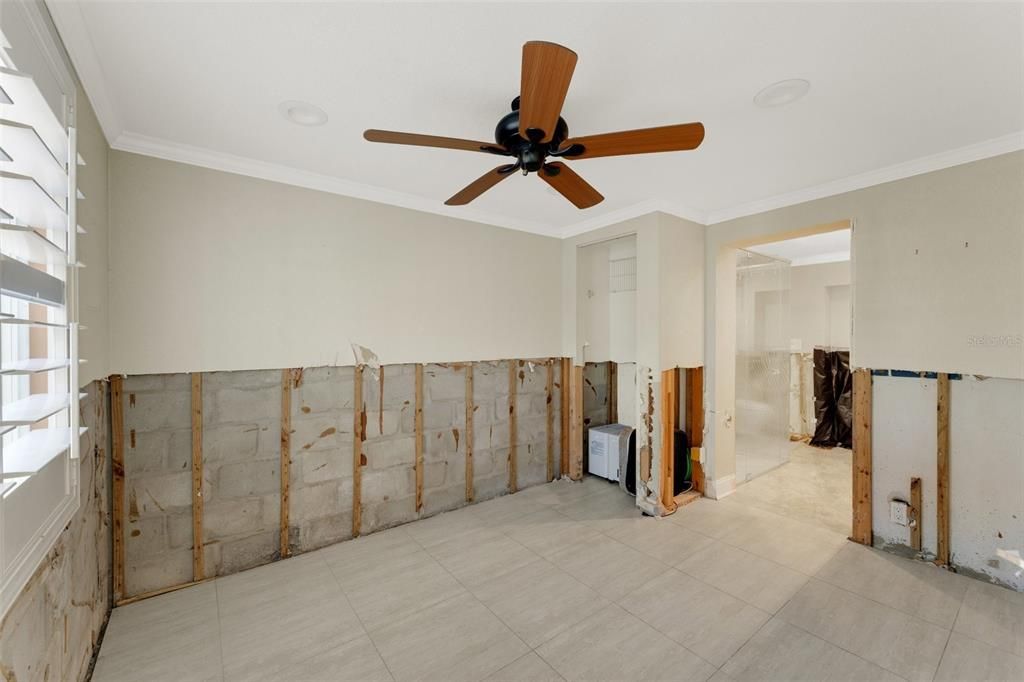 For Sale: $1,100,000 (3 beds, 2 baths, 1578 Square Feet)