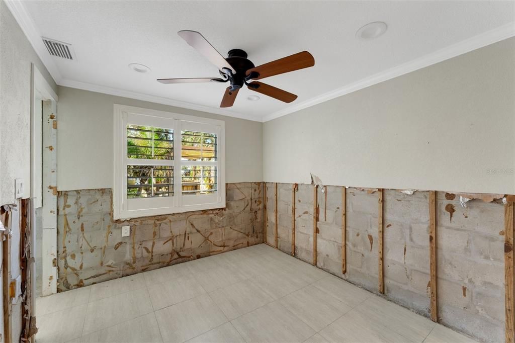 For Sale: $1,100,000 (3 beds, 2 baths, 1578 Square Feet)