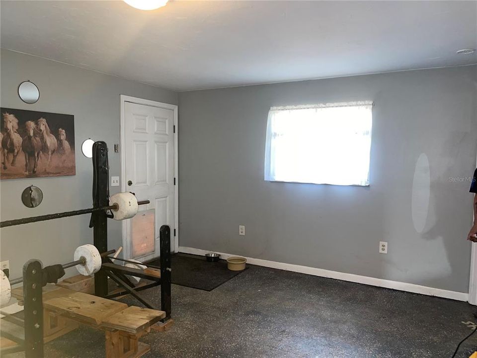 For Sale: $115,000 (3 beds, 2 baths, 1252 Square Feet)