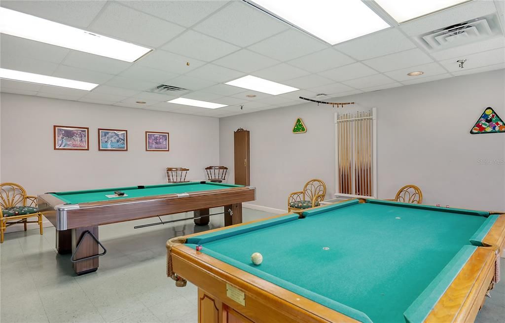 billiard room