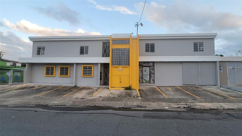 Recently Rented: $750 (2 beds, 1 baths, 700 Square Feet)