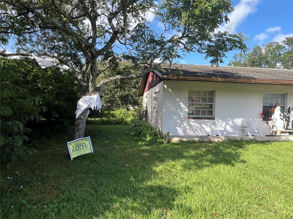 For Sale: $175,000 (3 beds, 2 baths, 1189 Square Feet)