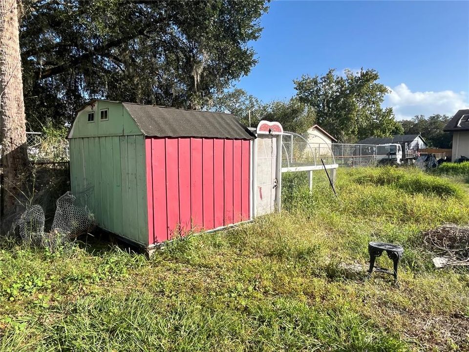 For Sale: $175,000 (3 beds, 2 baths, 1189 Square Feet)