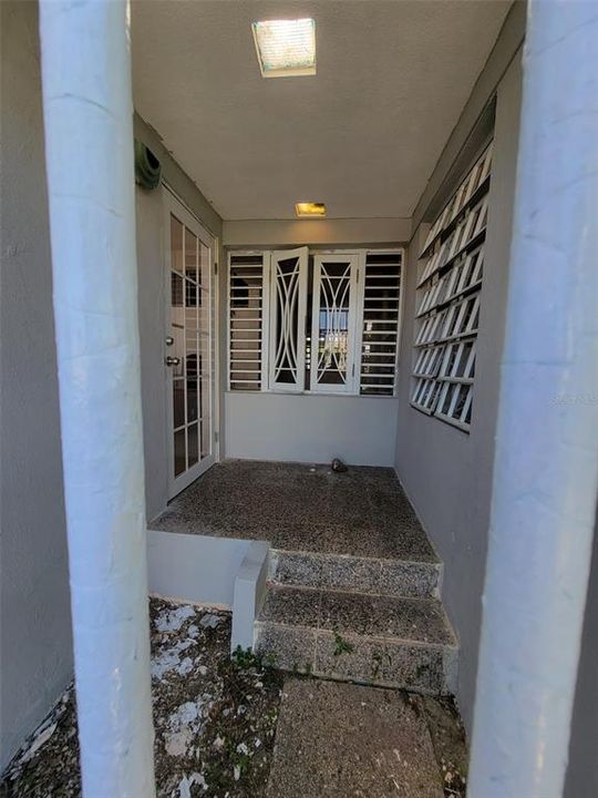 En Venta: $250,000 (3 camas, 2 baños, 1200 Pies cuadrados)